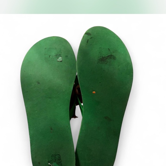 Tory Burch Green Flip Flops -8 - Picture 4 of 5